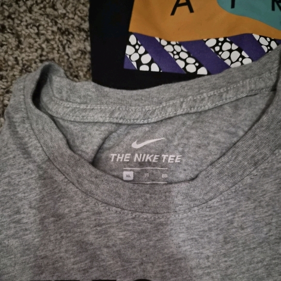 Nike Men's Graphic Tee - Black and Blue - Picture 2 of 12